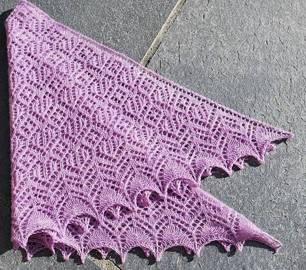 Heartland Lace Shawl 蕾絲披肩(一絞)2.jpg