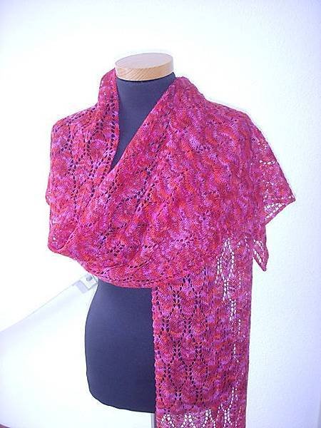 Leaf Lace Scarf 葉子蕾絲圍巾(二絞)3.jpe