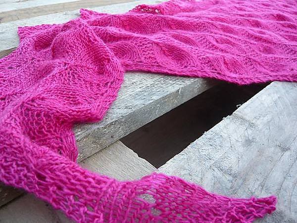 Candle Flame Shawl 披肩(二絞)2.JPG