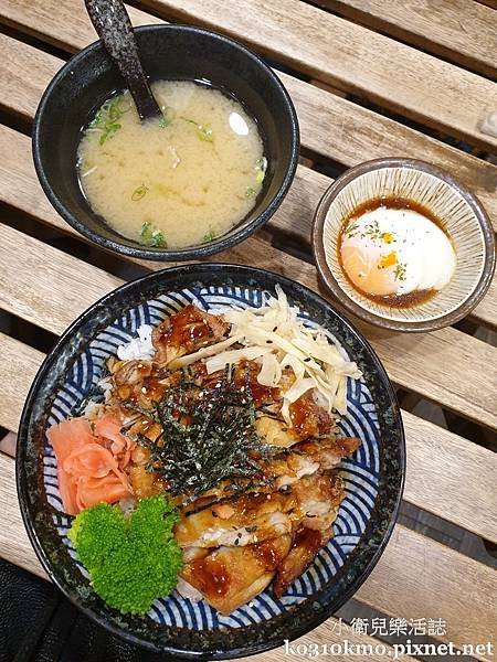 台中沙鹿美食．日出町丼飯