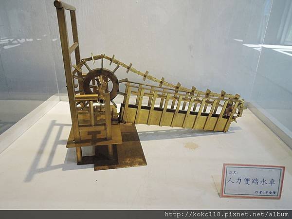 104.11.15 新竹市鐵道藝術村-卓金隆(銀.銅器精工特展)18.JPG