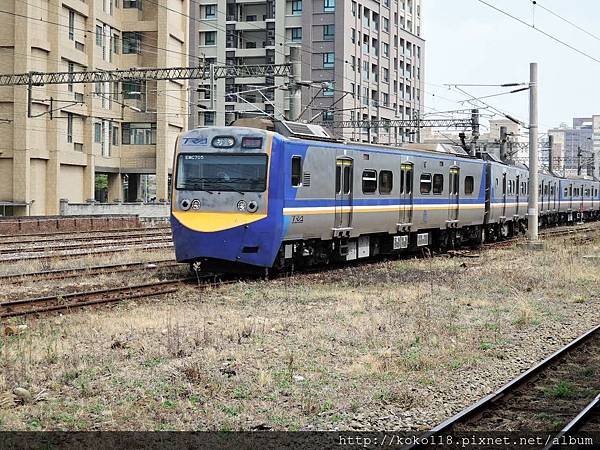 106.10.1 新竹市鐵道藝術村-區間車.JPG