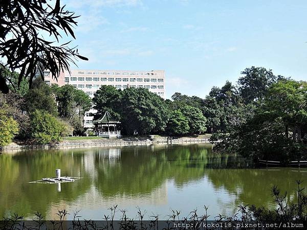 108.1.19 清華大學成功湖.JPG