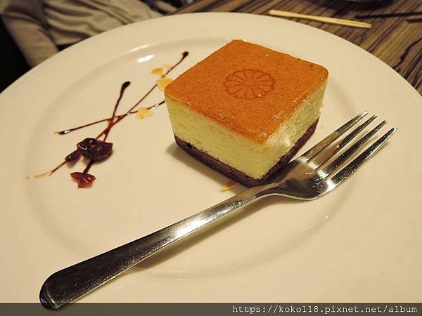 108.10.12 竹北-異人館-日式乳酪蛋糕.JPG