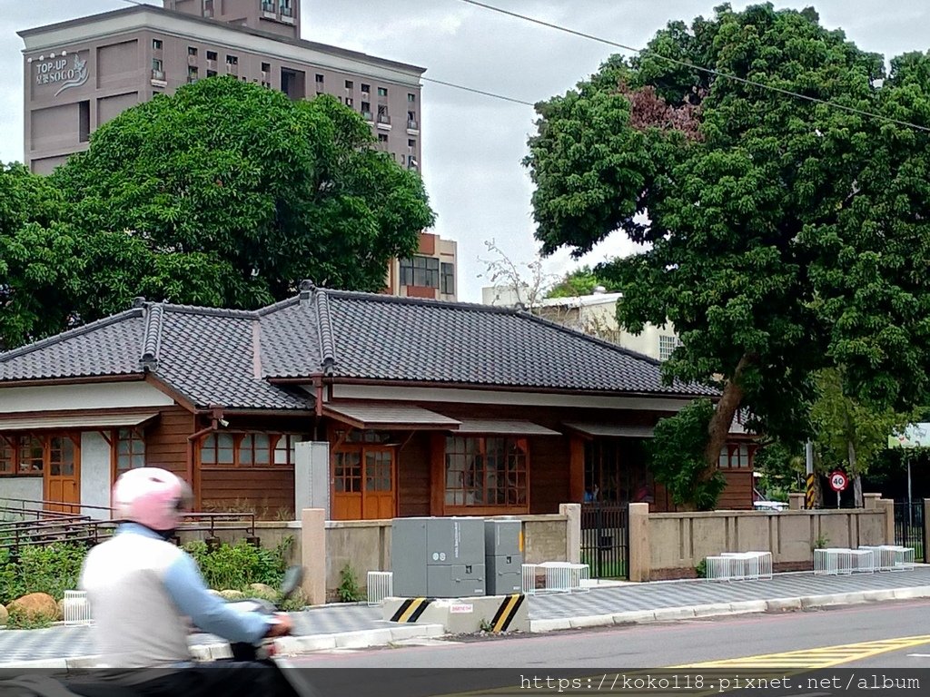 110.10.23 南大路警察宿舍.jpg