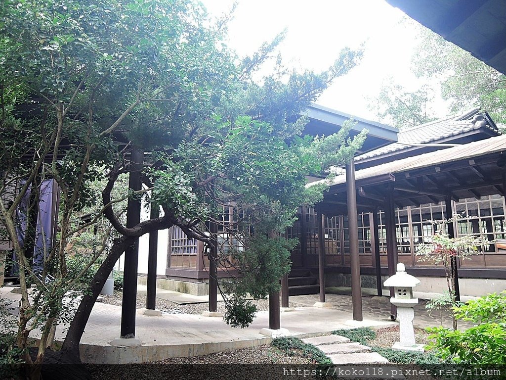 112.1.10 新竹公園-湖畔料亭1.JPG
