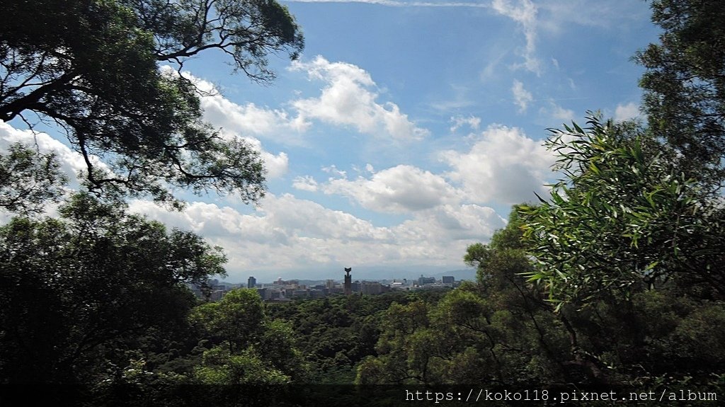 112.7.2 十八尖山-天空1.JPG