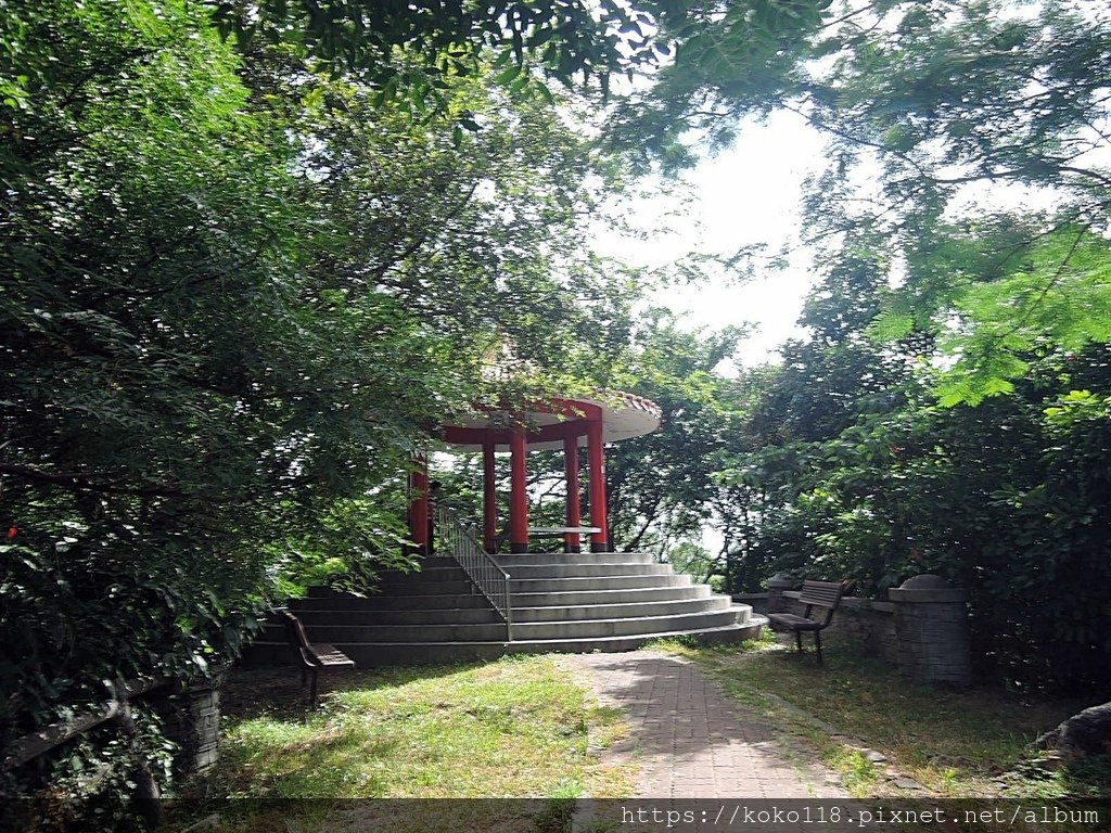 112.7.24 十八尖山-介壽亭.JPG