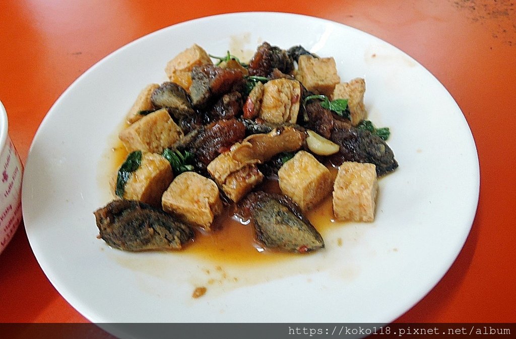 112.9.24 柴燒窯烤-三杯皮蛋臭豆腐2.JPG