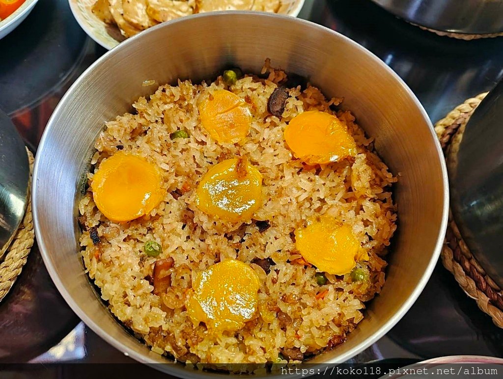 114.1.28 除夕祭祖-蛋黃油飯.jpg