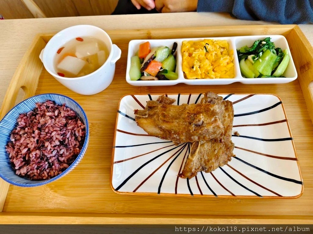 113.12.29 回家趣-孜然椒鹽肋排套餐.jpg