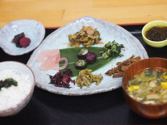 お新香漬物 ごはん.jpg