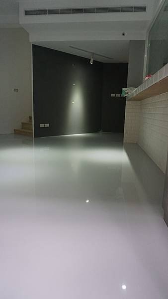09.JPG