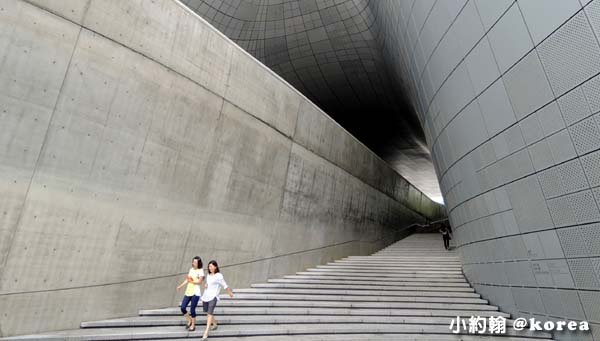 韓國自由行-東大門設計廣場 Dongdaemun Design Plaza ((DDP)6.jpg