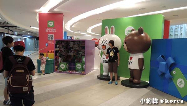 韓國自由行- LINE Friends Pop-Up STORE樂天世界2.jpg