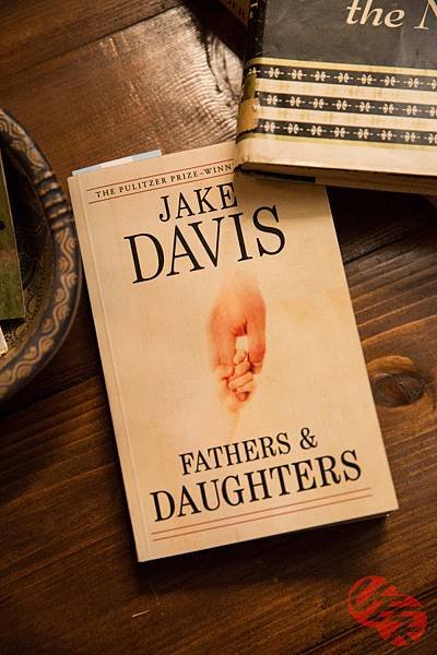 fathers-and-daughters123-600x900.jpg
