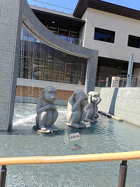 台北市北投區‖ 行天宮北投分宮_忠義廟 好美好清幽的圖書館