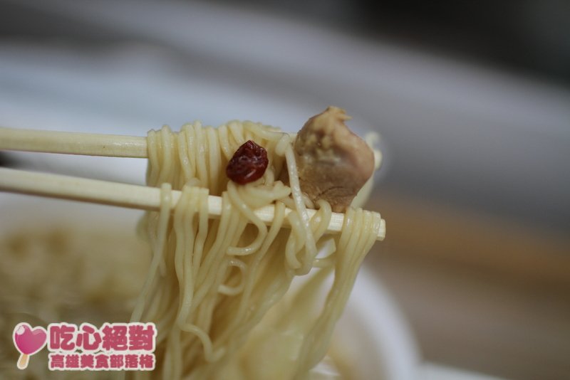 台酒麻油雞泡麵