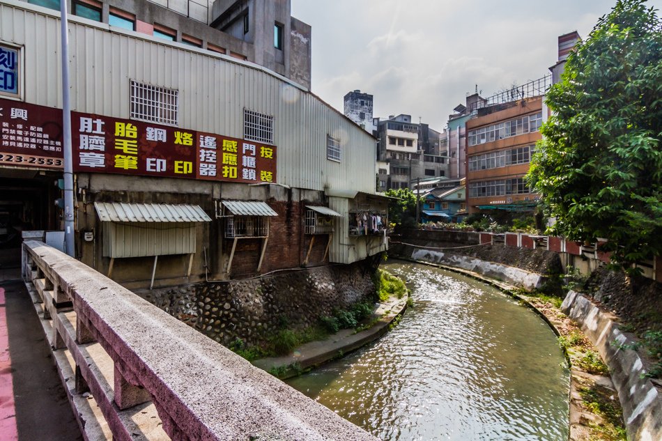 台中旅遊-奇異果站前店