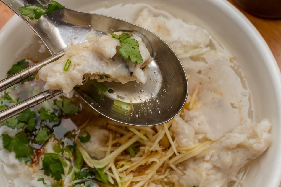 台南保安街美食 - 葉鳳浮水虱目魚羹