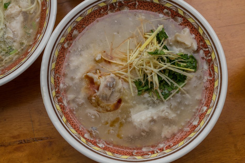 台南保安街美食 - 葉鳳浮水虱目魚羹