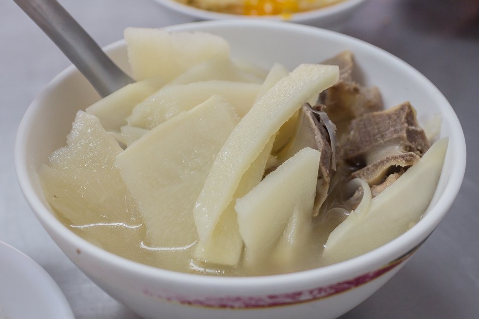 高雄美食 - 前金肉燥飯