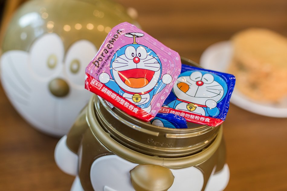 盛香珍 / 年節禮盒 / 小叮噹果凍 / Hello kitty / 下酒菜 / 懷舊燒餅