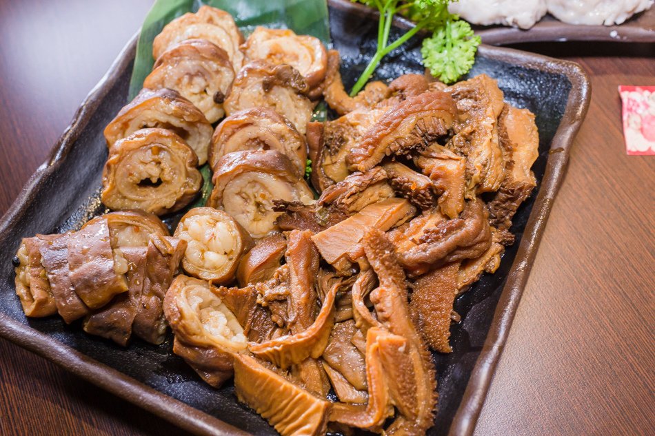 捷運美食 - 川堂紅預約制麻辣火鍋/生態園區美食