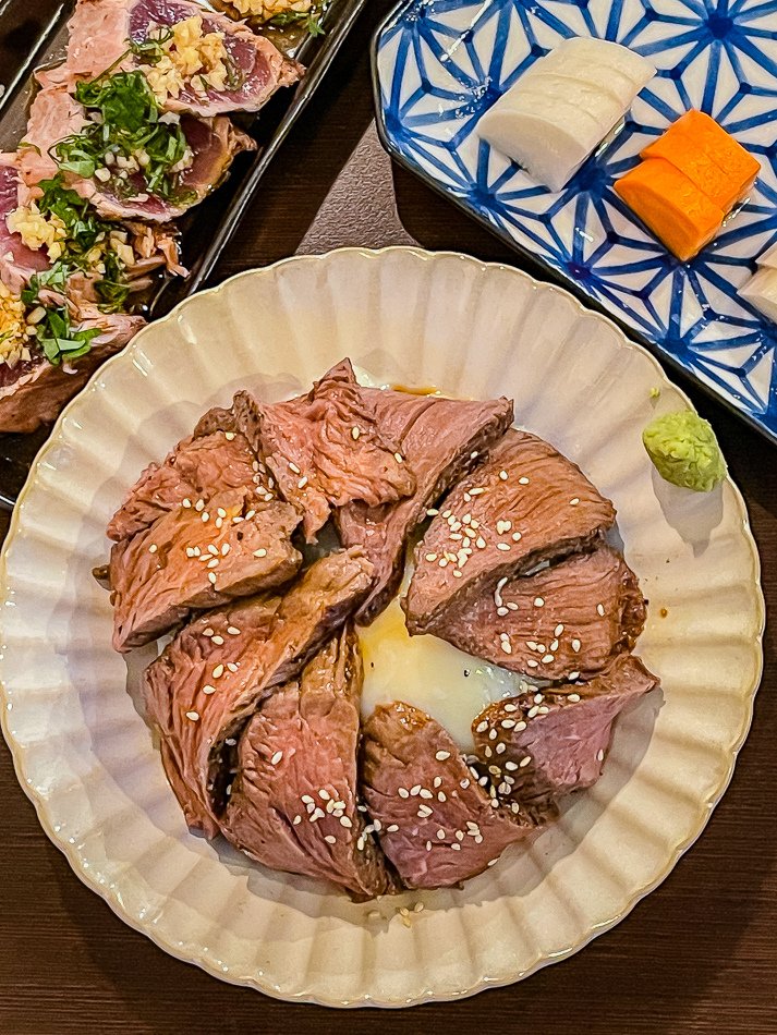 法式烤牛肉丼