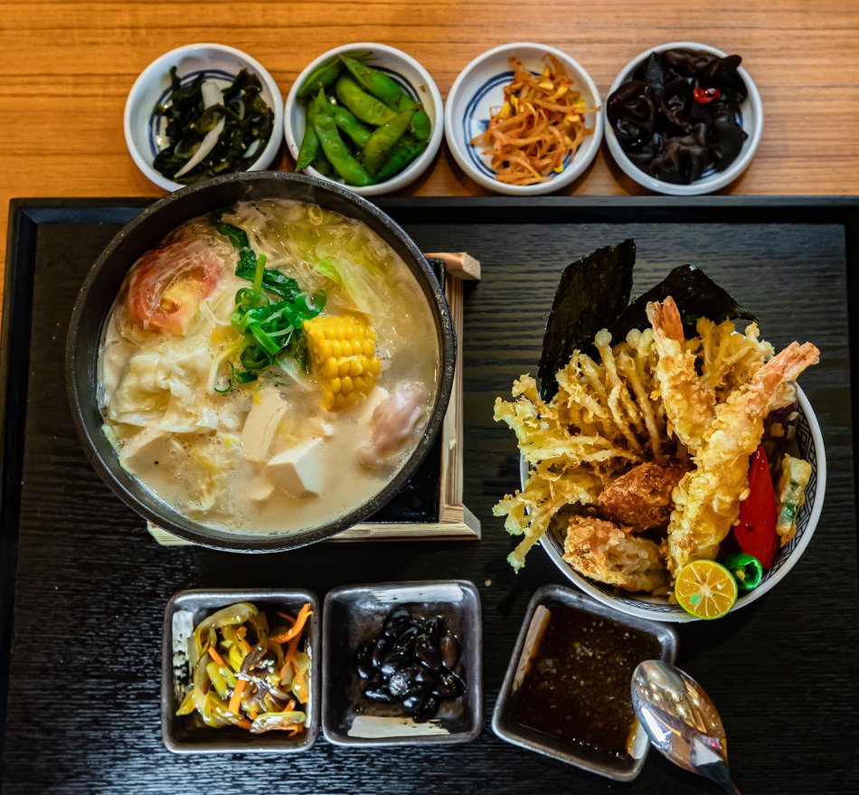 什錦海老天婦羅丼豆腐鍋定食