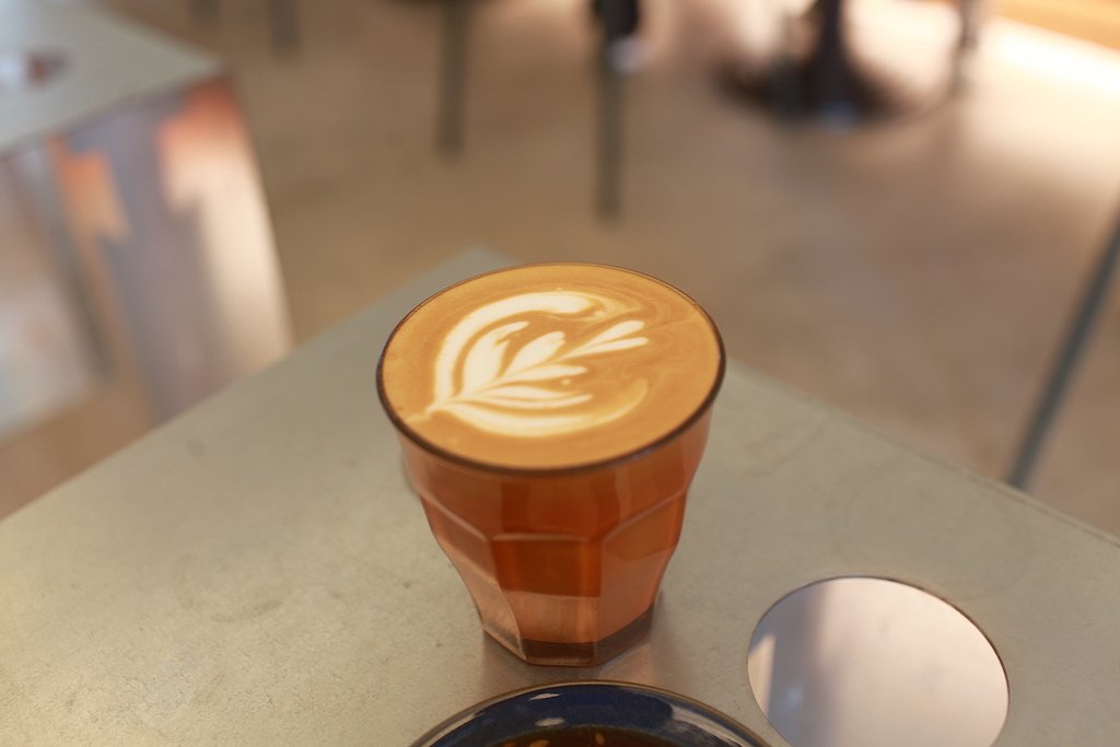 吃。台南市。美食｜東區。「Pullovercoffee」「P