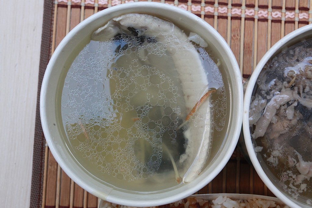 賀呷肉燥飯虱目魚
