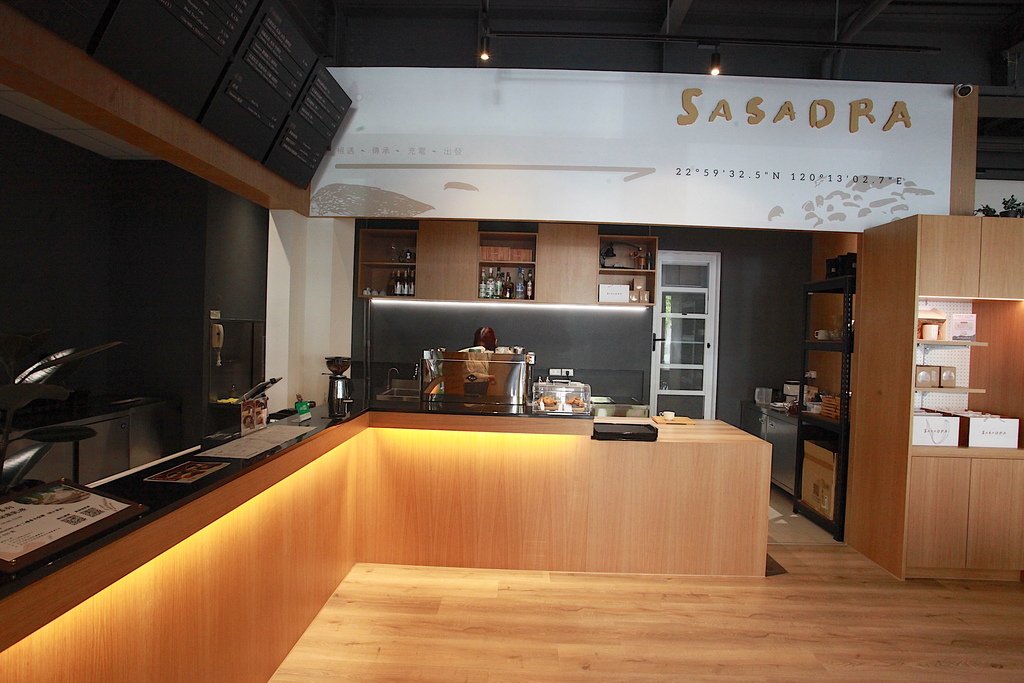 吃。台南市。美食|東區。「SASADRAcafe」咖啡廳 ·