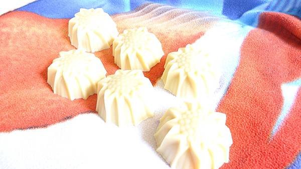 1071017-黑砂糖甜蜜蜜精油皂-1