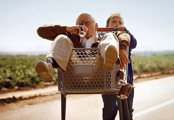 Jackass-Presents-Bad-Grandpa-img