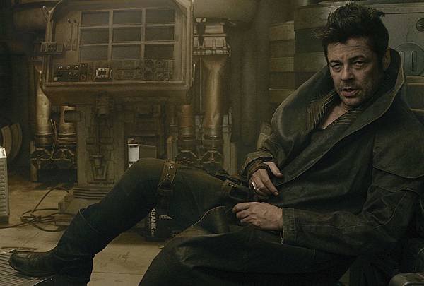 star-wars-the-last-jedi-benicio-del-toro-social.jpg