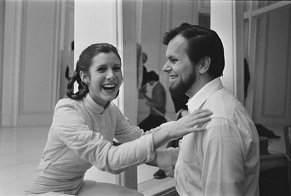 1980-carrie-fisher-david-kurtz-empire-strikes-back.jpg