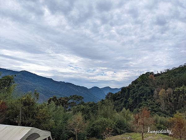 阿里山_晨光露營區_山景.jpg