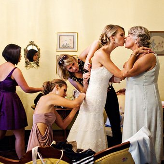 emotional-mother-of-the-bride-photos-20100911-001