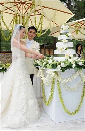 劉嘉玲梁朝偉結婚五周年