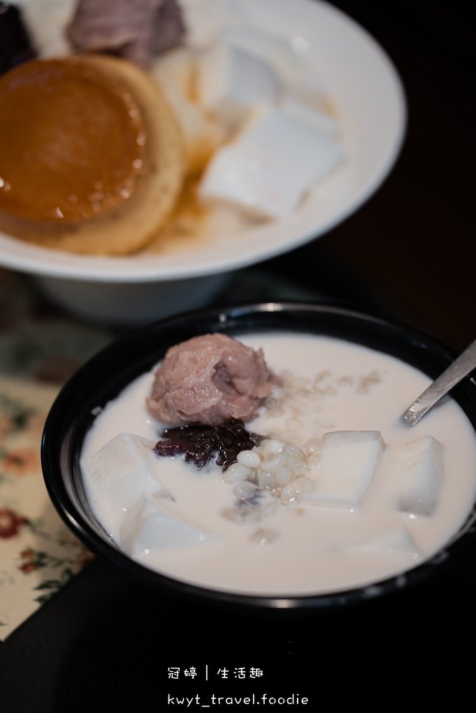 那個年代杏仁豆腐新崛江店_高雄十大冰品，高雄新崛江美食，古早