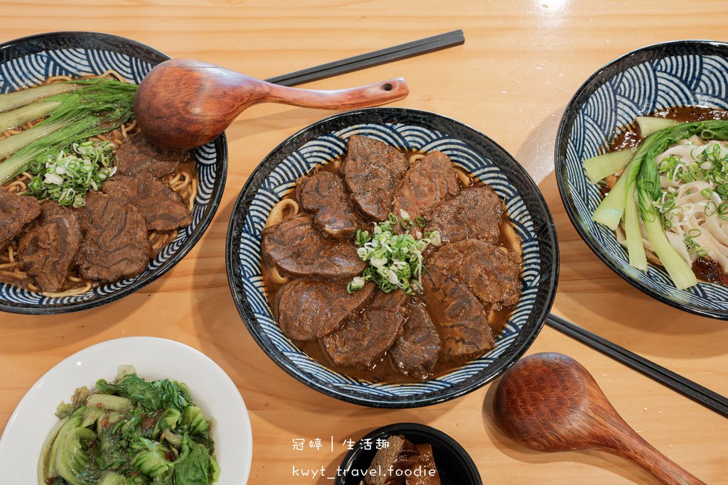 桃園牛肉麵_集英會牛肉麵館國際店，獨家秘方厚切滷牛肉，自助吧