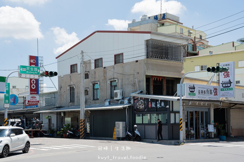 台南南科外送美食_小卒砂鍋雞米飯新市店，這家太頂了吧！大塊雞