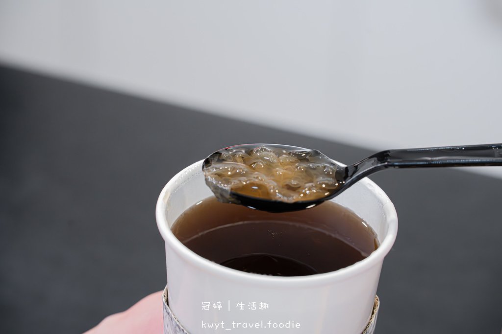 台中北區美食_亞大T8銀耳專賣店，營養滿分的下午茶底加！多種