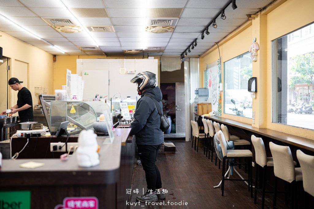 新北泰山銅板小吃美食_公園粉條甜品專賣，超過30年手工好滋味