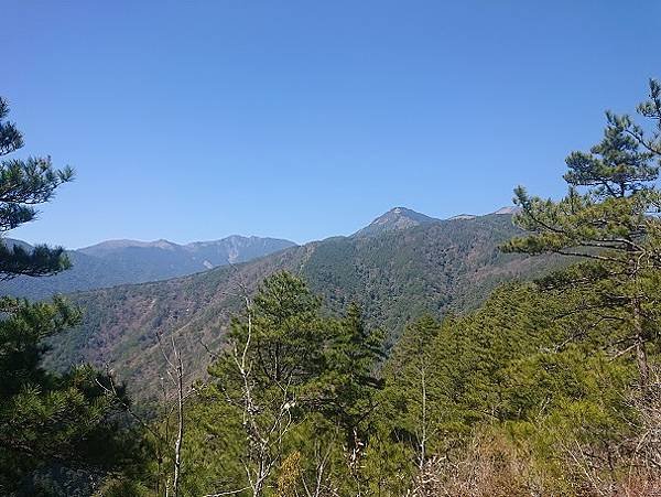 2023-03-05志良節山、平岩山、梨山(1313)