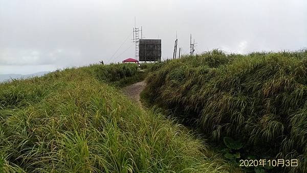 2020-10-03燦光寮東北峰、草山、南草山(1132)