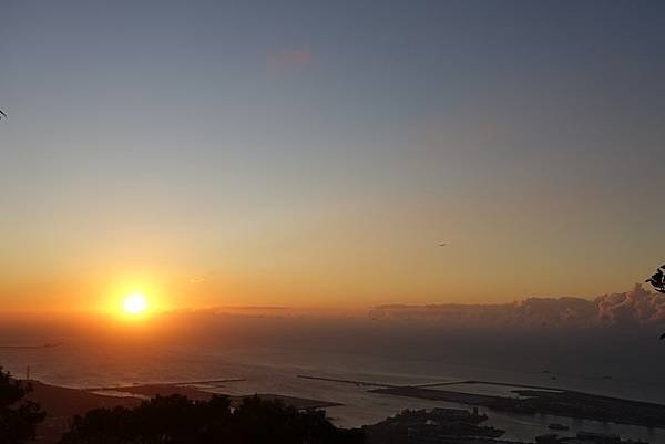 2019-09-12夕照台北港