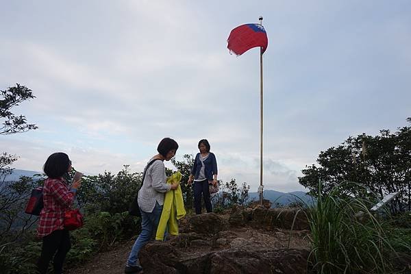 2015-12-23汐止獅頭山&amp;星光橋