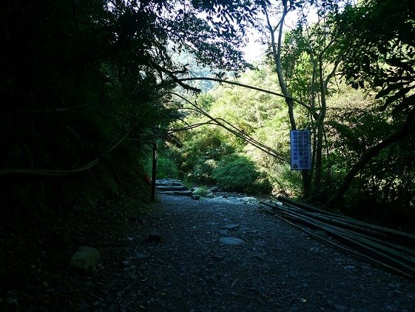 2012-10-22九寮溪步道、久千代餐廳、宜蘭酒廠、湯圍溝